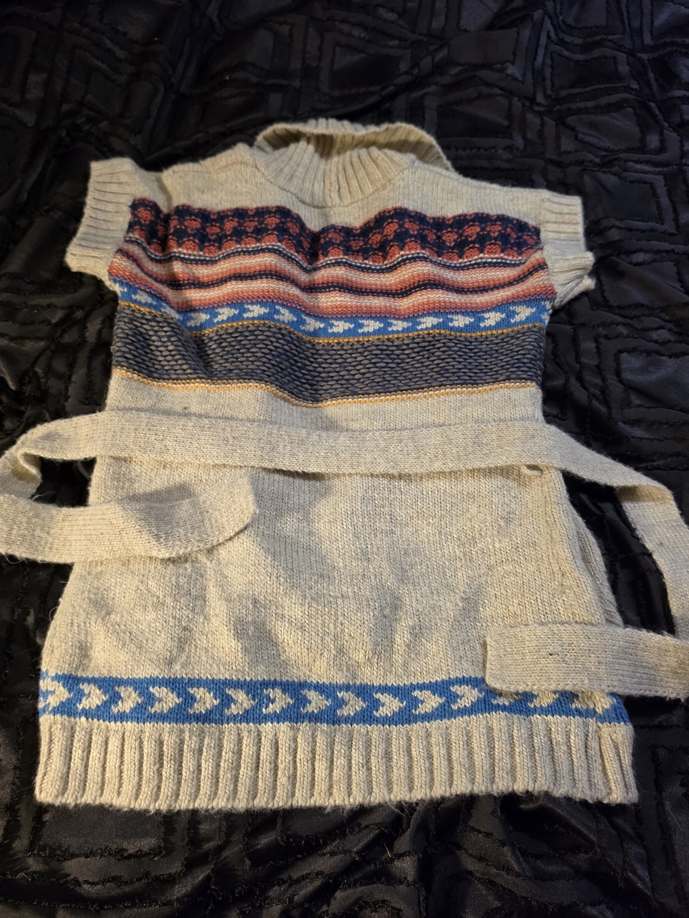 BKE Cream Shawl Collar Short-Sleeve Sweater Vest with Multicolor Fair Isle - Picture 4 of 4